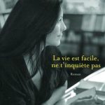 کتاب La vie est facile ne t’inquiète pas